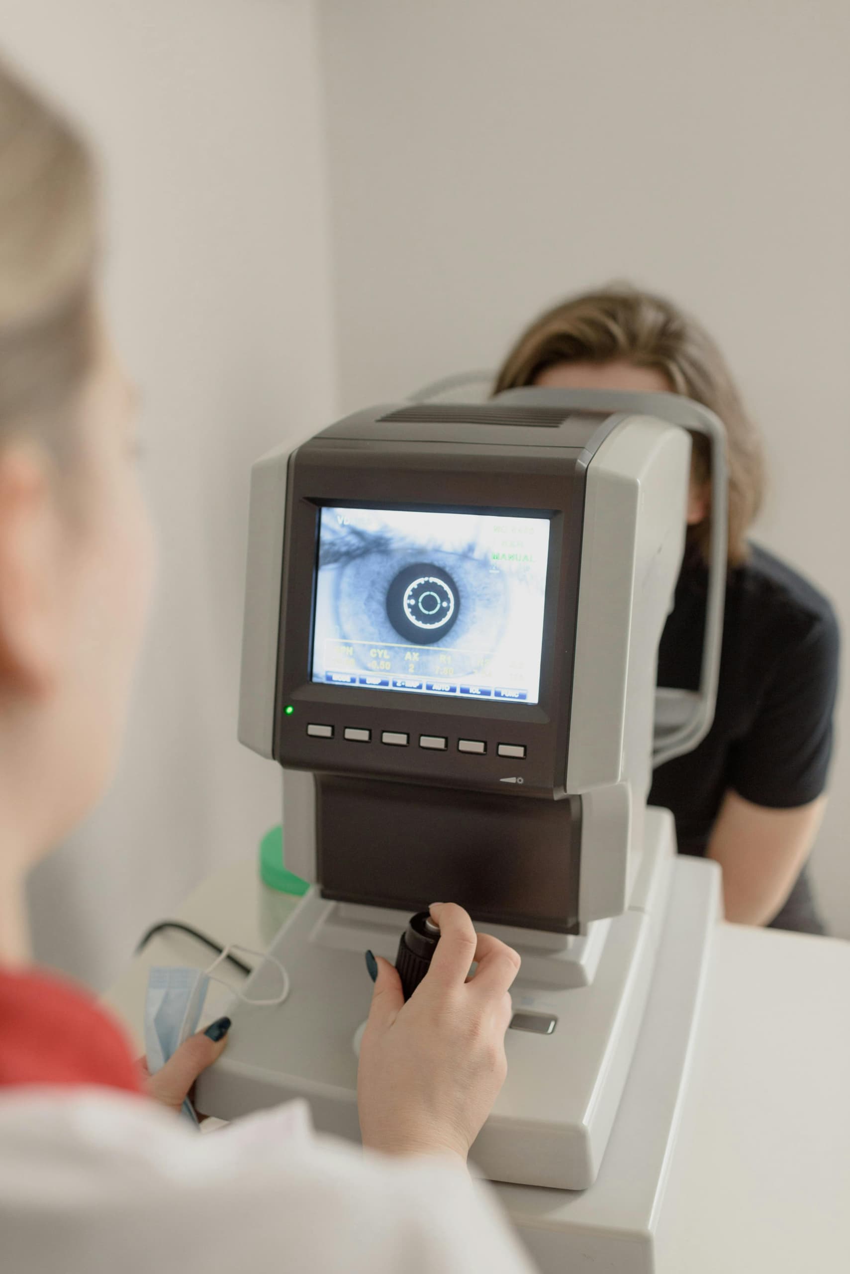 OCT eye scanning equipment